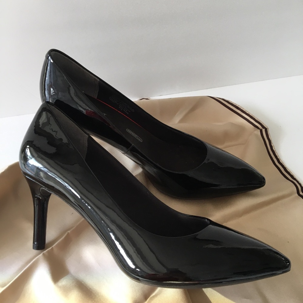 Rockport Patent leather black pump size 9M